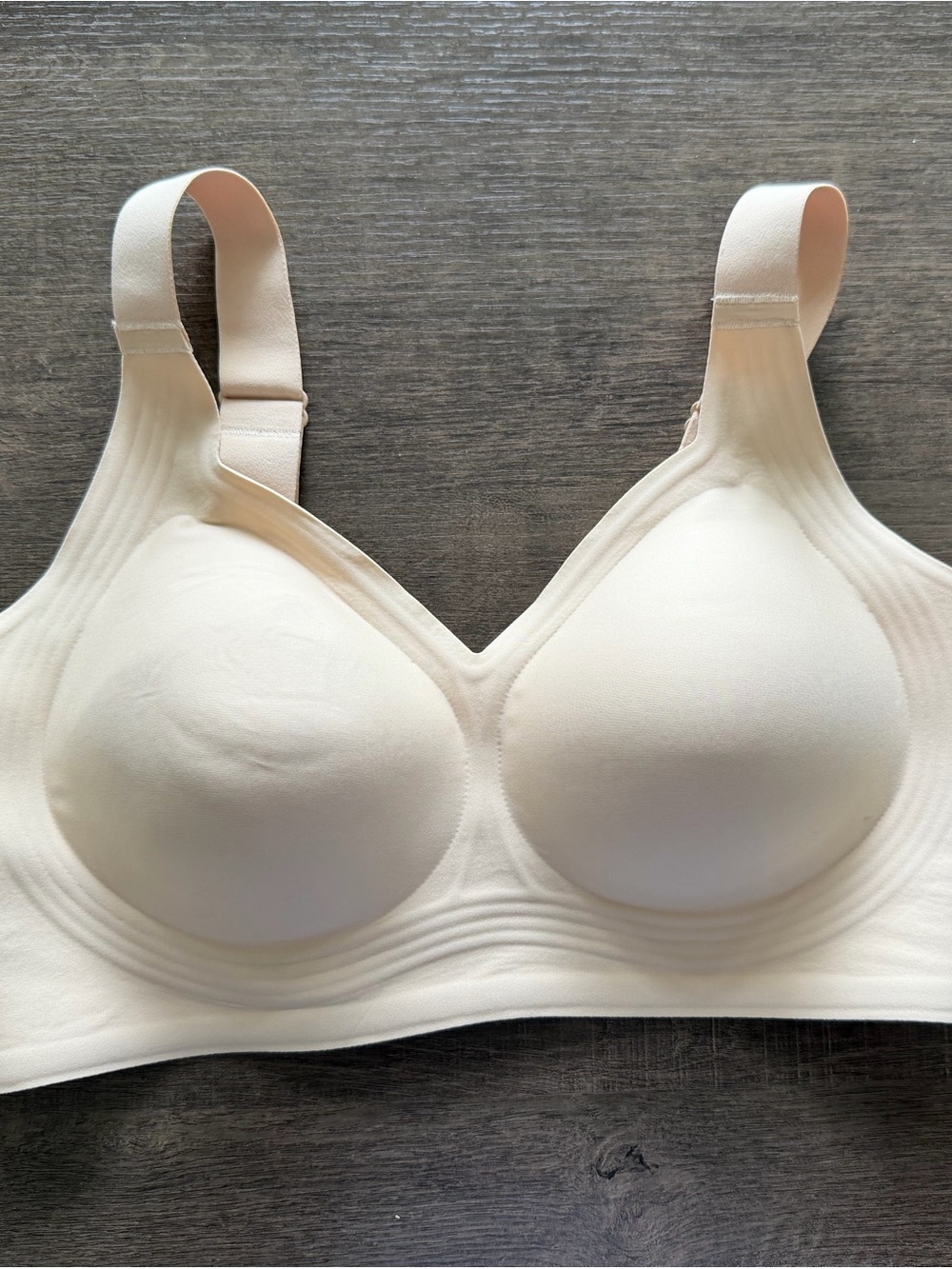 Seamless Comfort Molded T-Shirt "jelly" Bra - Cream
